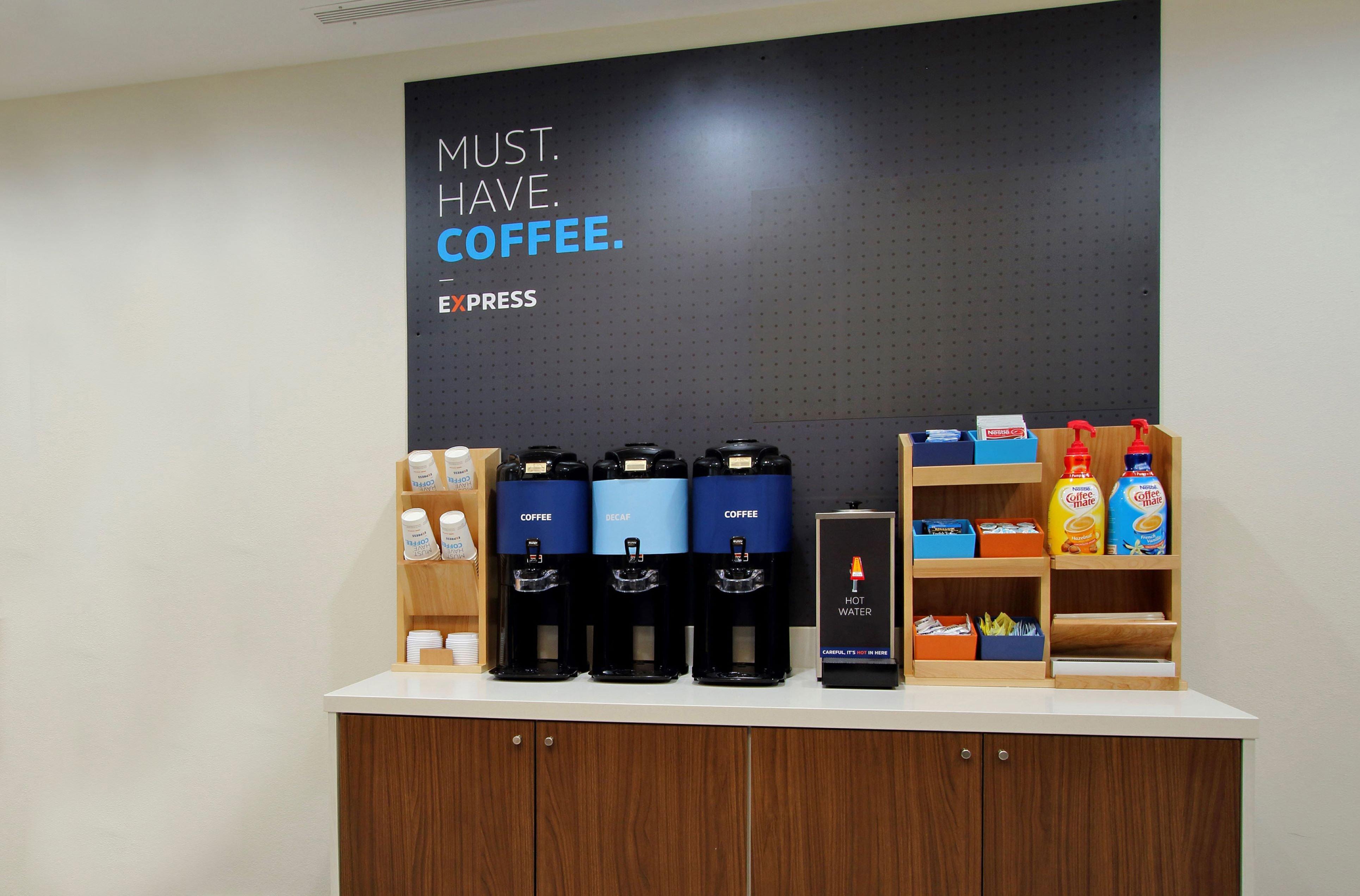 Holiday Inn Express Hotel & Suites Columbus By Ihg Exteriör bild