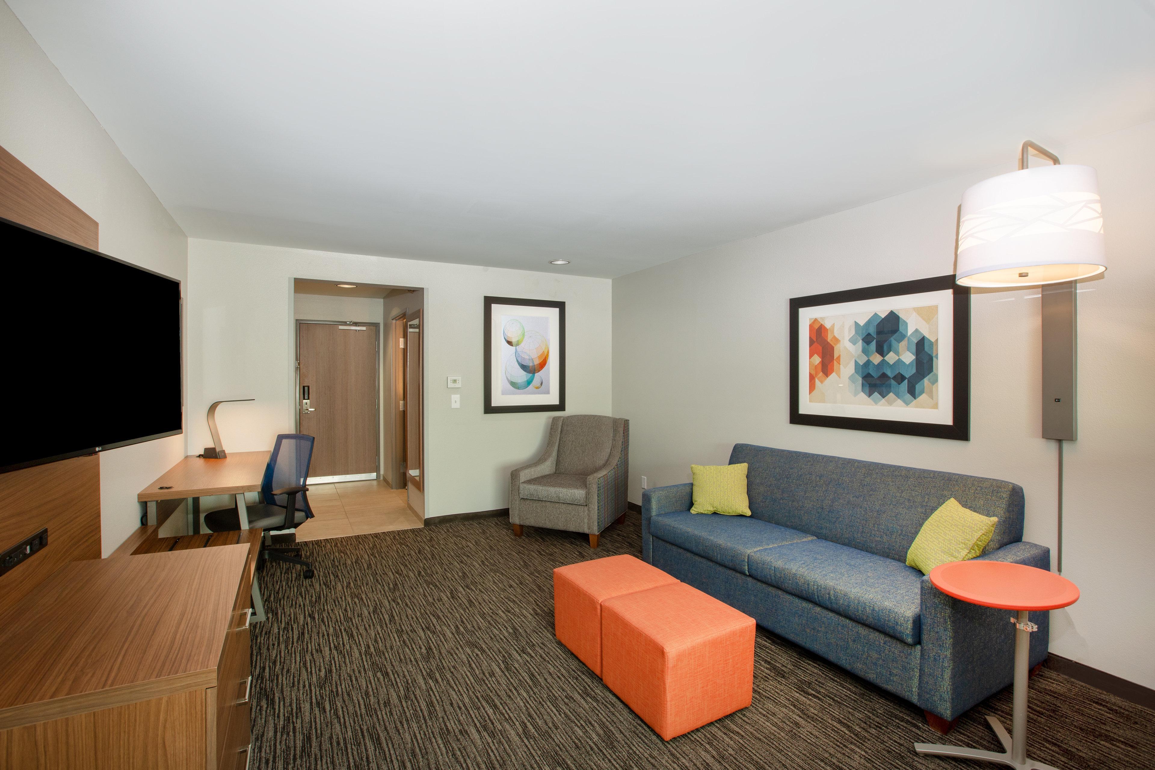 Holiday Inn Express Hotel & Suites Columbus By Ihg Exteriör bild